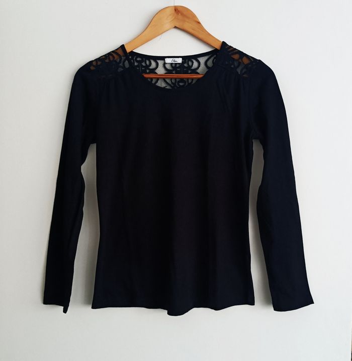T-shirt noir à dentelle manches longues. Etam. Taille S / 36 / 38