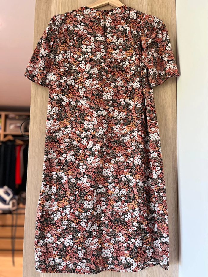 Robe fleurs automnale - photo numéro 2