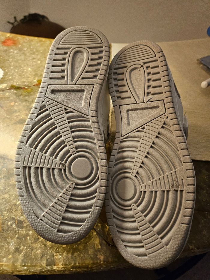 Basket fille neuve  taille 34 marque tex - photo numéro 4