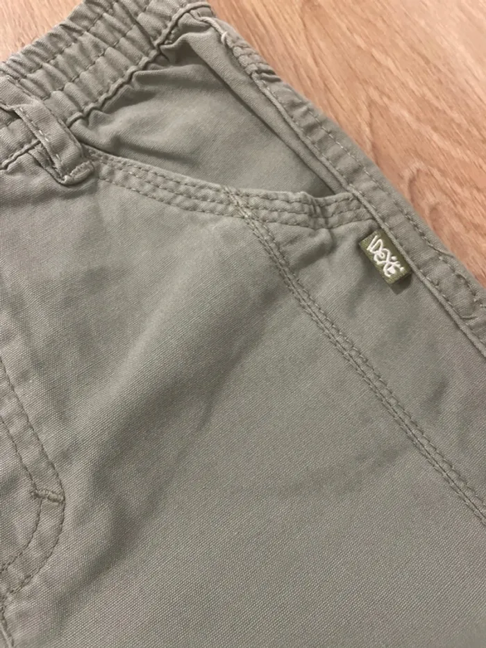 👖 Jean bébé kaki Odoie – 18 mois (neuf) - photo numéro 3