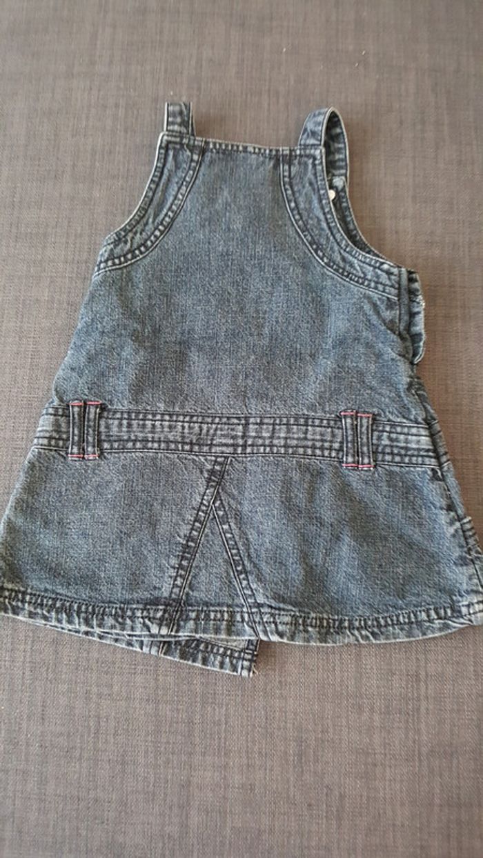 Robe. - photo numéro 2