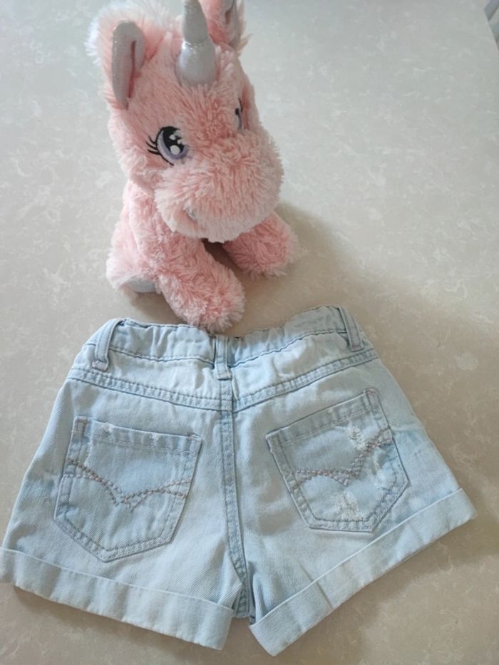 Adorable short denim délavé 2/3ans - photo numéro 6
