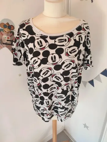 T-shirt Disney Mickey divided H&M taille XS