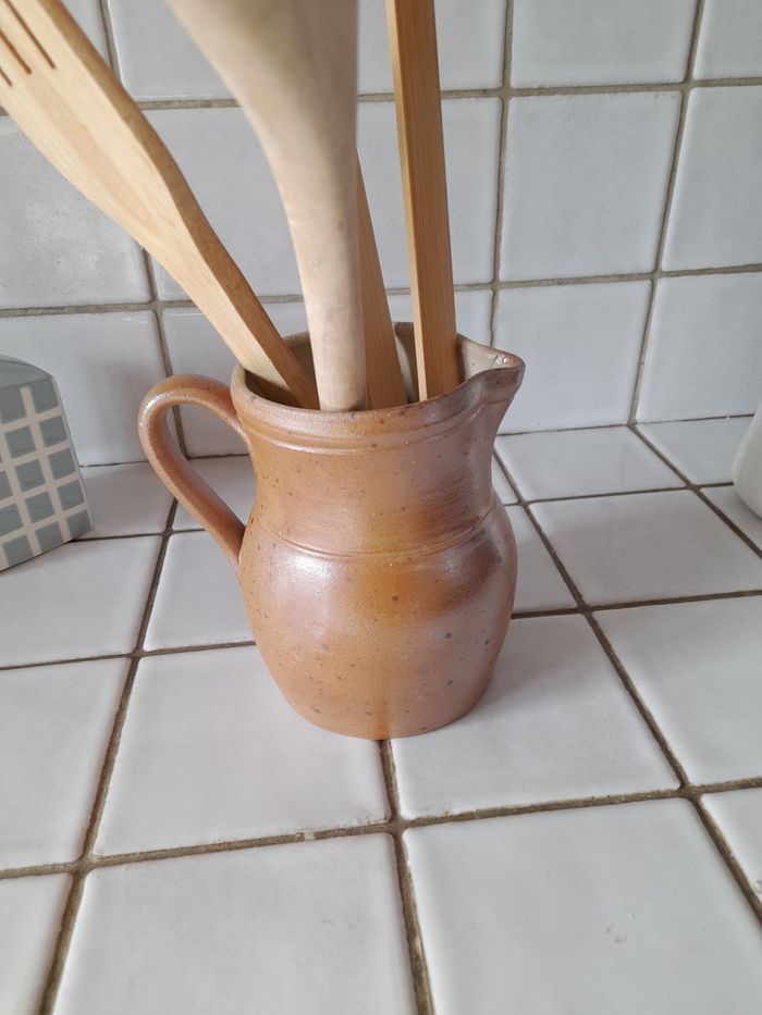Pichet marron - photo numéro 4