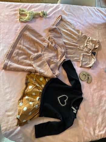 Lot 3 robes 6 mois