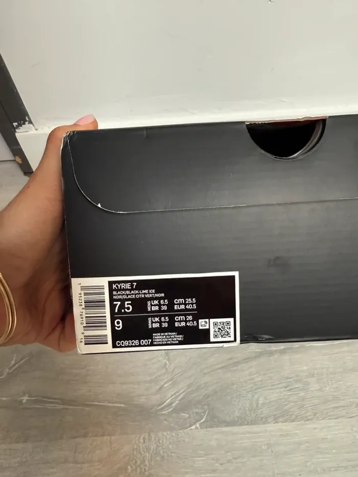 Baskets Nike Kyrie 7 pointure 40,5 très bon état - photo numéro 17