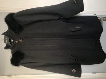 Manteau noir avec capuche Fionella Di Verdi