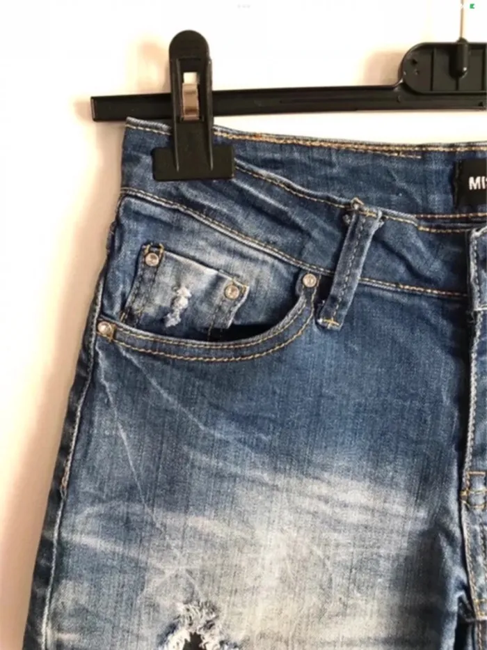 Short en jean troué Miss Anna taille 34/36 - photo numéro 4