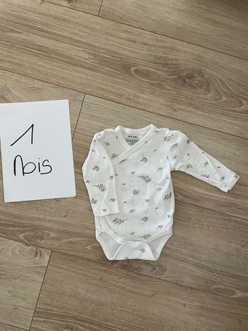 Body fille 1 mois