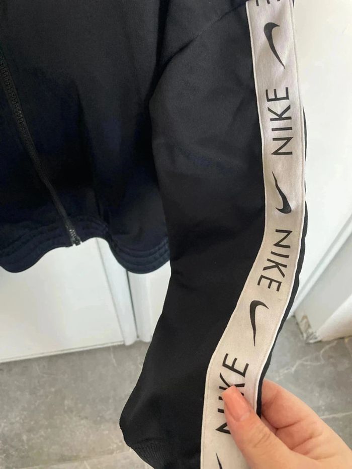 Veste Nike - photo numéro 2