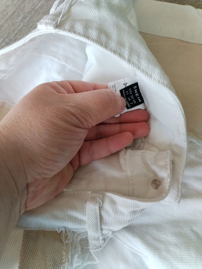 Short jean taille xs - photo numéro 2