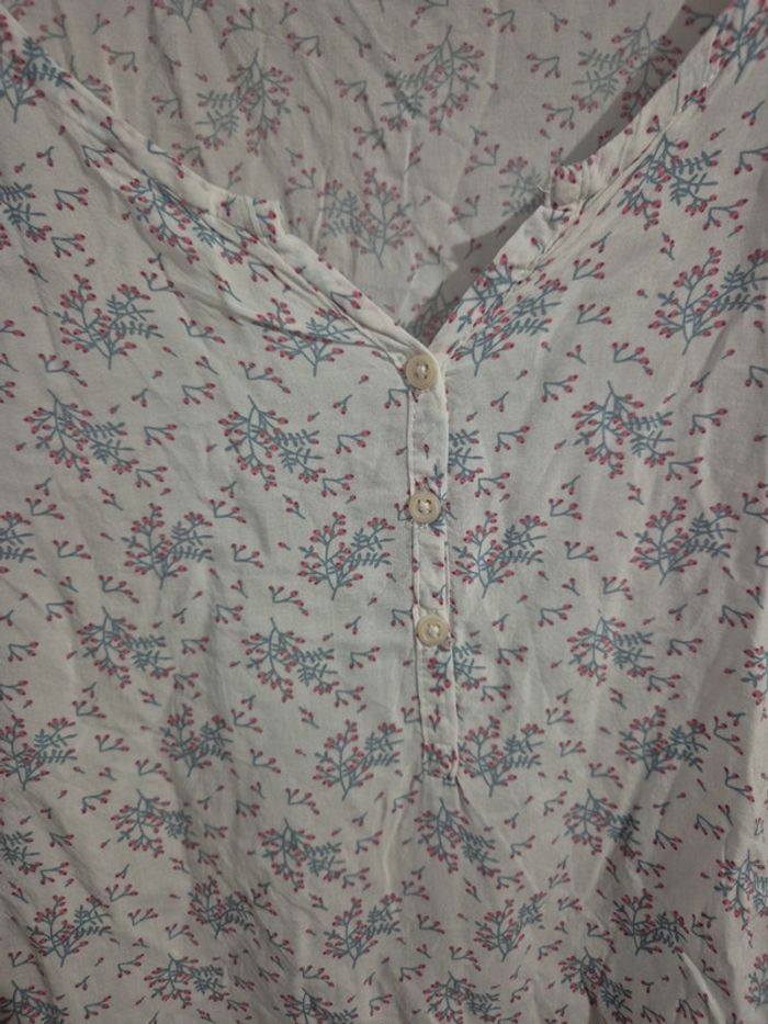 Jolie blouse à fleurs upfashion taille 44 - photo numéro 2