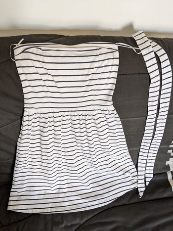 Robe bustier blanche et marine