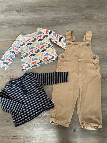 Ensemble tenue salopette 18 mois