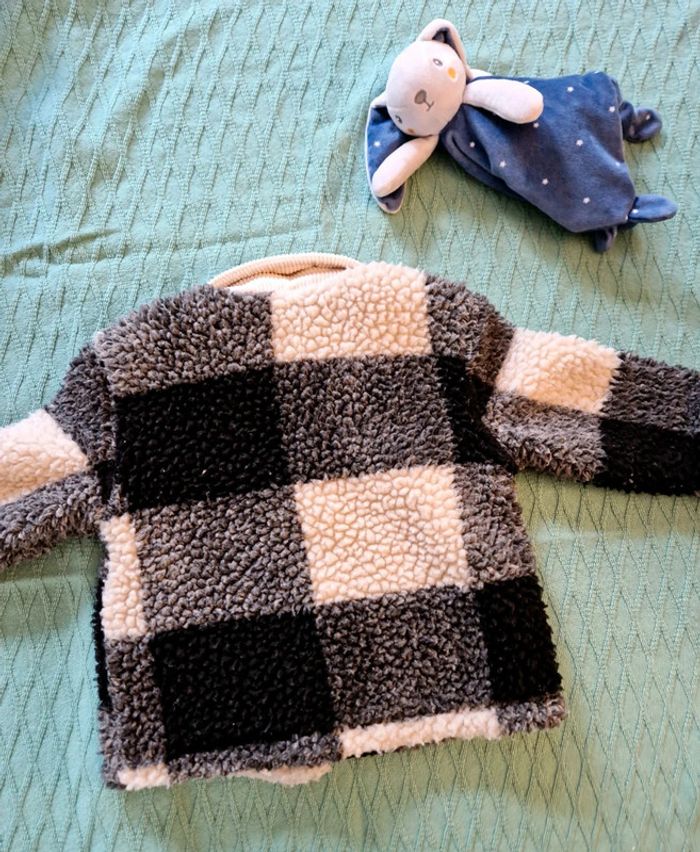 Doudoune taille 9 mois - photo numéro 2