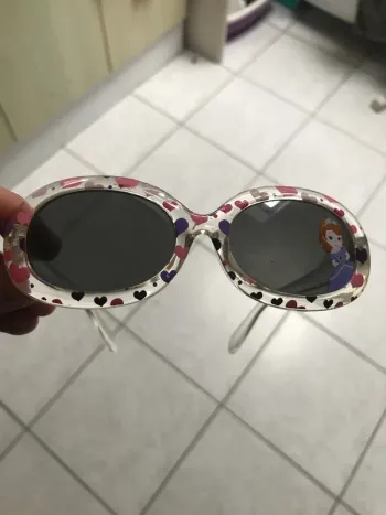 Lunettes de soleil princesse Sofia