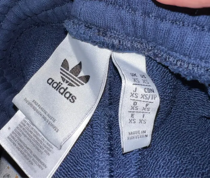 Short Adidas, pour homme taille xs - photo numéro 3
