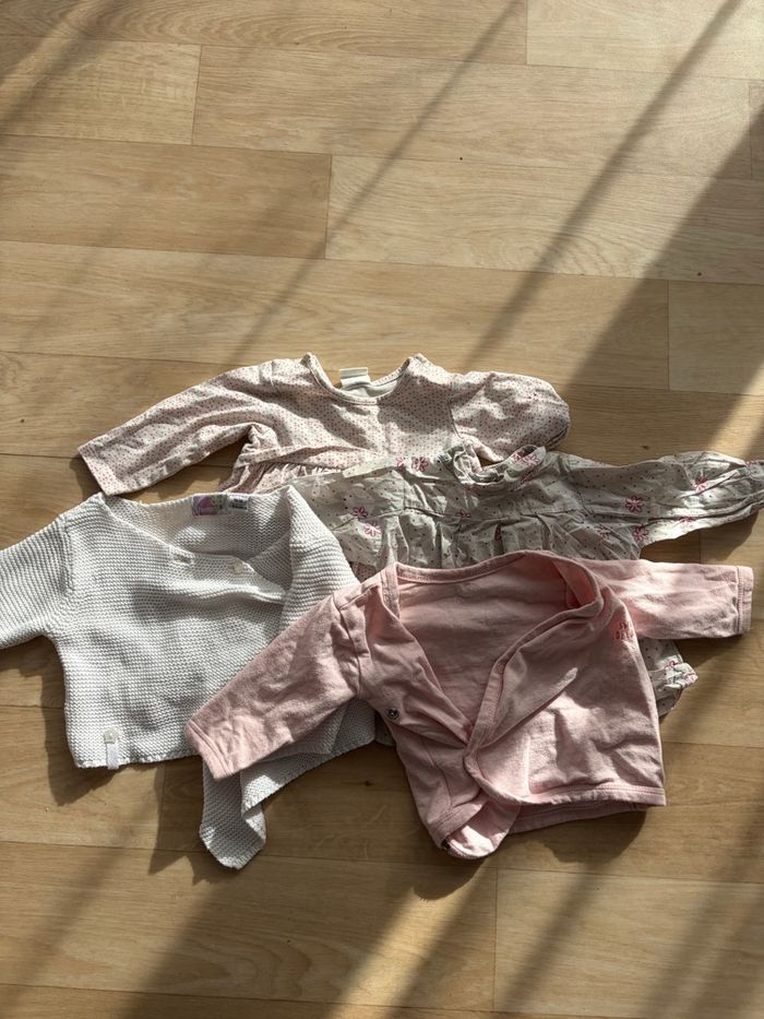 Lot bébé fille 1 mois - 35 pièces - photo numéro 7