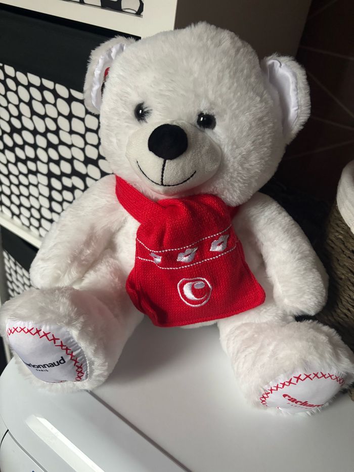 Peluche cacharel