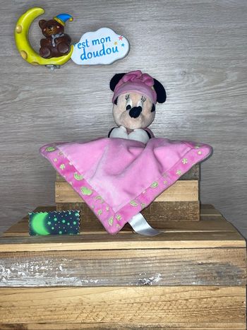 DY53 doudou Minnie Disney