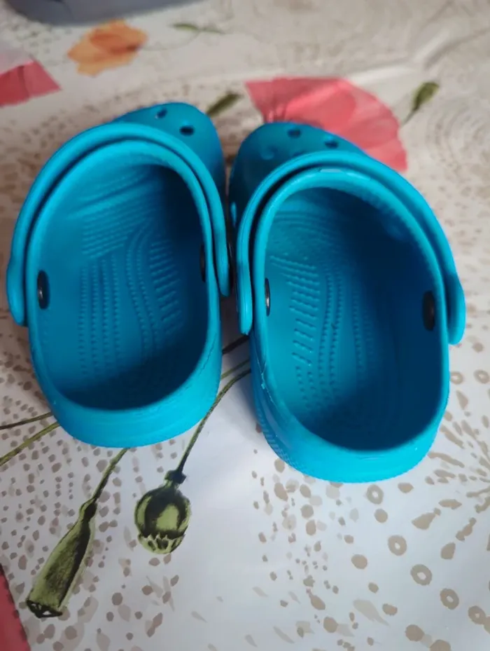 Crocs bleu - photo numéro 3