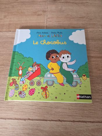 Livre neuf Max et Lapin le chocobus