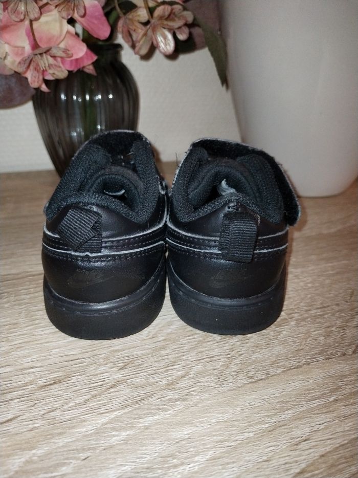 Baskets NIKE - photo numéro 3