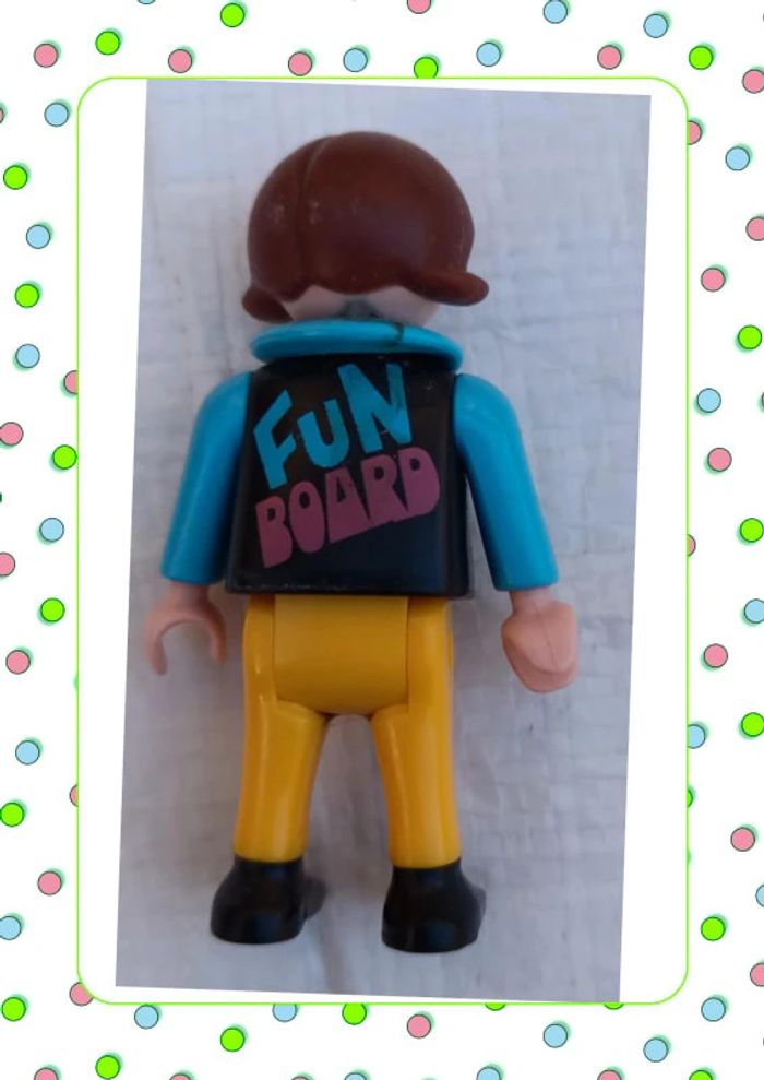 Enfant fille Playmobil - photo numéro 2