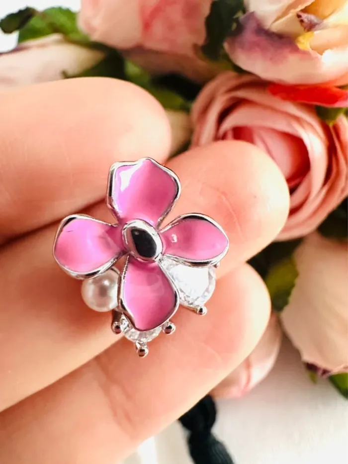 🌸Boucles d’oreilles faites main – fleur rose, petite perle & cristal - photo numéro 3