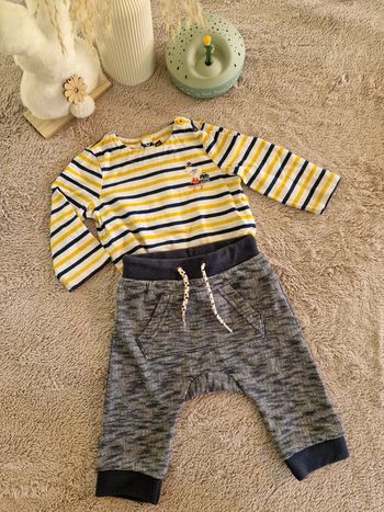 Ensemble jaune_9mois