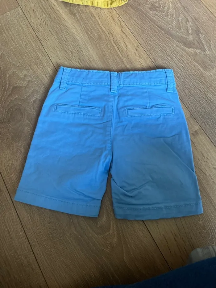 Short bleu claire - photo numéro 5