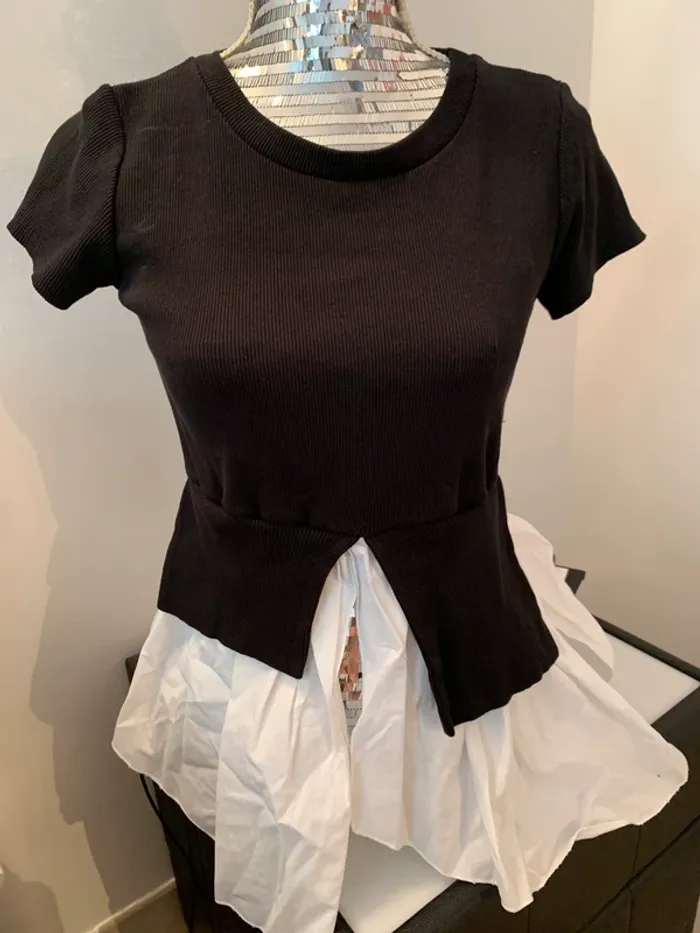 Top avec effet de surchemise taille M