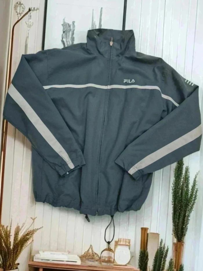 Blouson gris fila gris 🌹12 ans 🌹