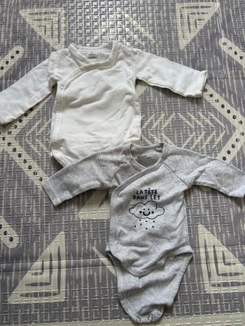 2 bodys manches longues 1 mois 