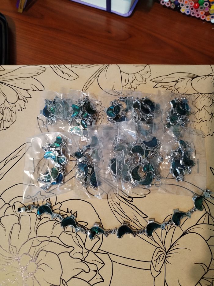 Lot de bracelets