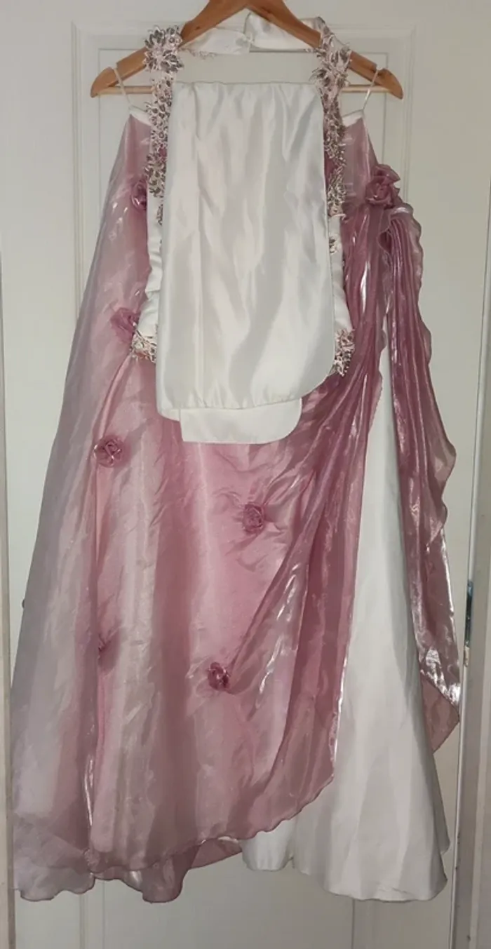 Robe de soirée - photo numéro 2