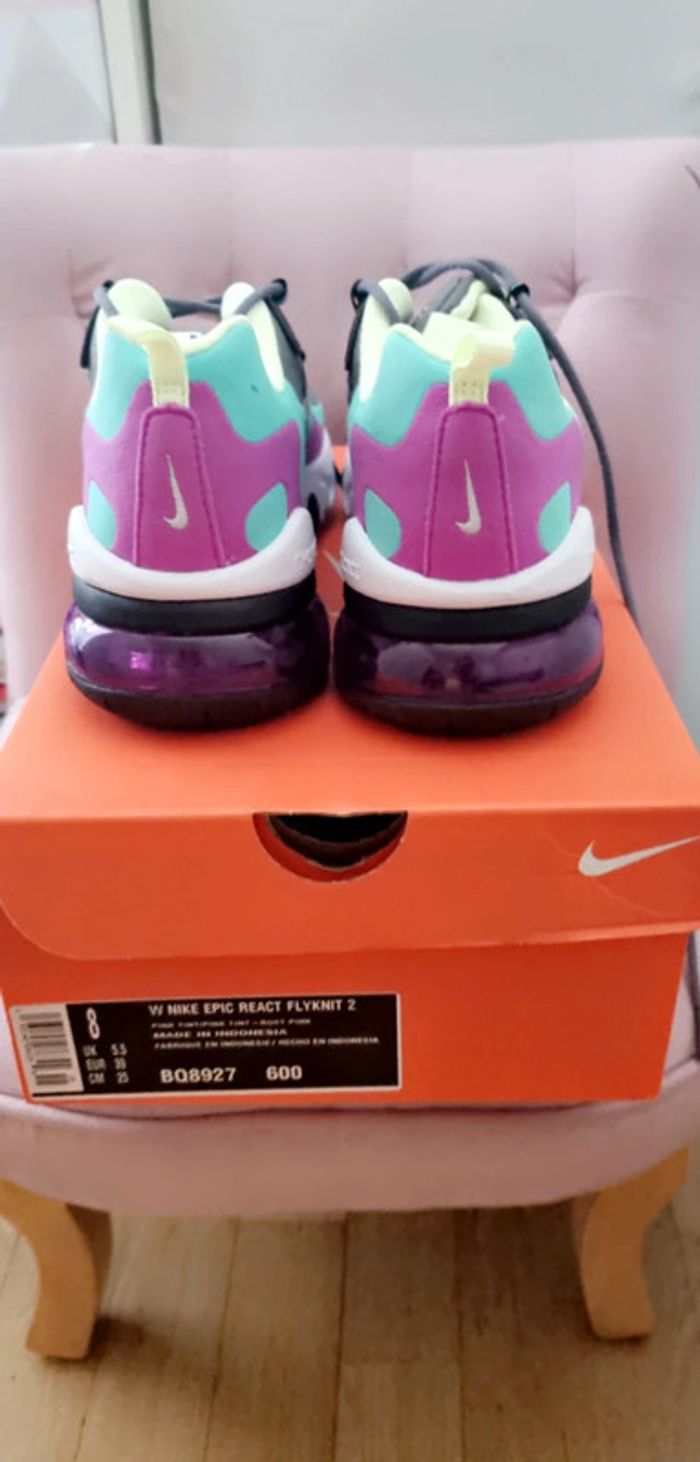 Baskets Nike neuf - photo numéro 4