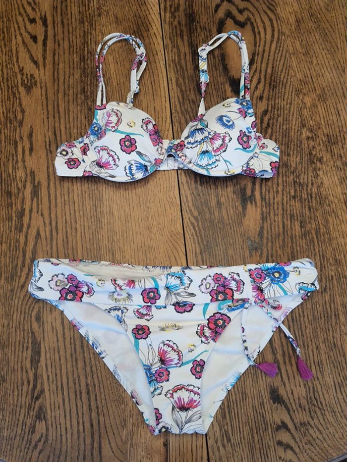 Jolie Bikini S.Oliver bas fr 40 haut 40 cup B - photo numéro 3