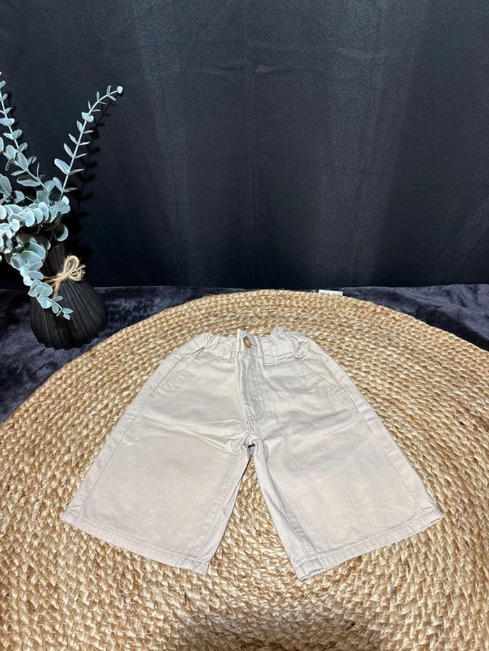 Bermuda garçon taille 6 ans - photo numéro 2