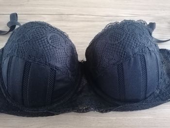 Soutien gorge noir taille 90B