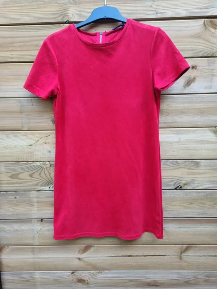 Robe Zara en suédine rouge taille S