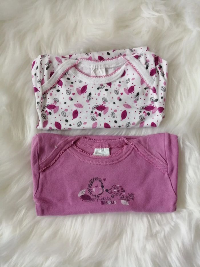 2 bodies 6 mois - photo numéro 2