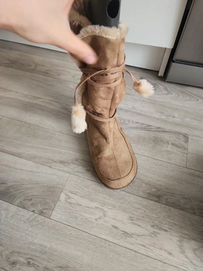 Bottes daim beige fourrées T39 - photo numéro 8