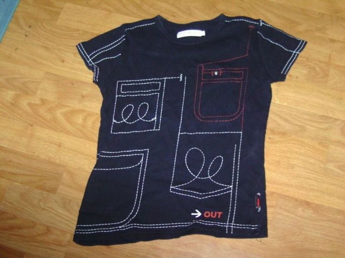 Tee shirt CACHE CACHE noir décos rouges et blanches 38 TBE