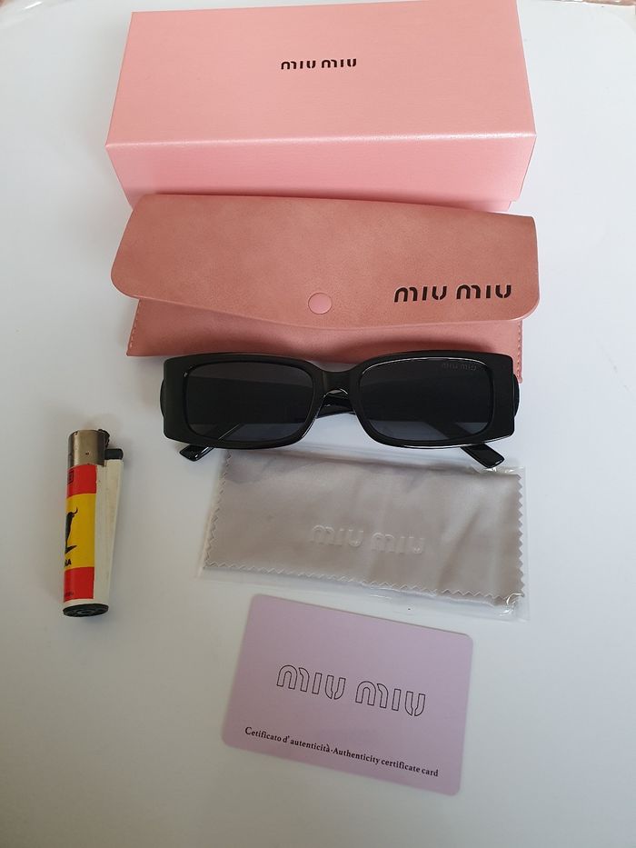 Lunettes solaires chic & tendance - photo numéro 2