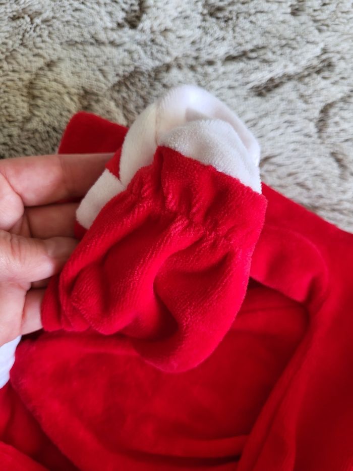 Pyjama velours 6 mois fille avec bonnet NEUF - photo numéro 7