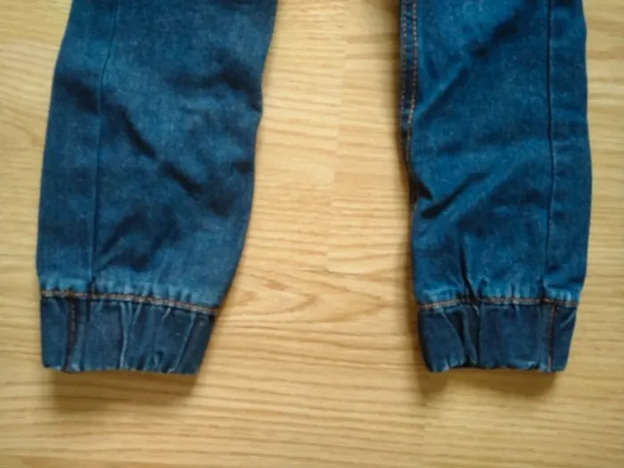 lot de 2 jeans. filles. taille 5 ans - photo numéro 7