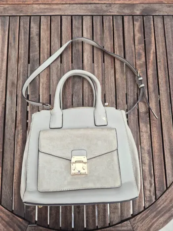 Sac à main taupe Parfois Bon etat