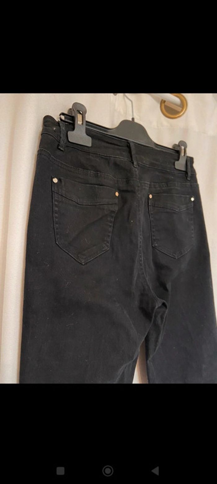 Pantalon noir - photo numéro 4