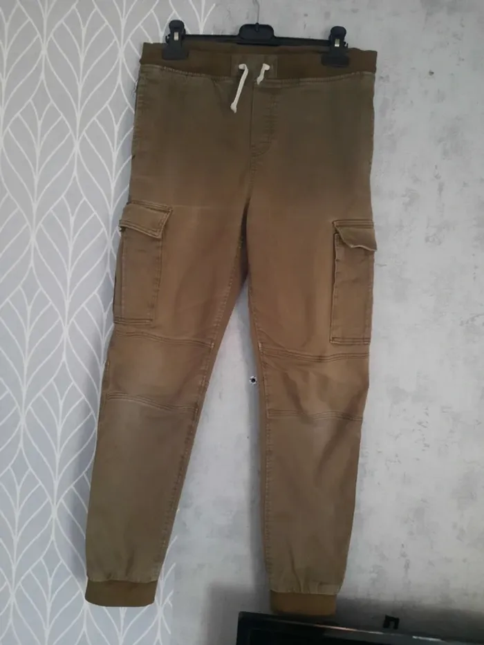 Cargo kaki 14 ans